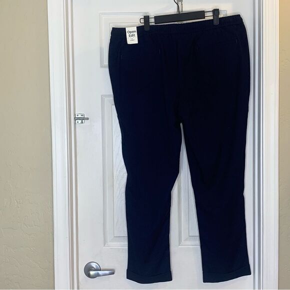 Open Edit Cropped Joggers Navy Size XL - Picture 2 of 11